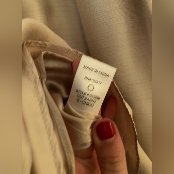 Lulus beige color dress with bow in back! - Picture 5 of 5